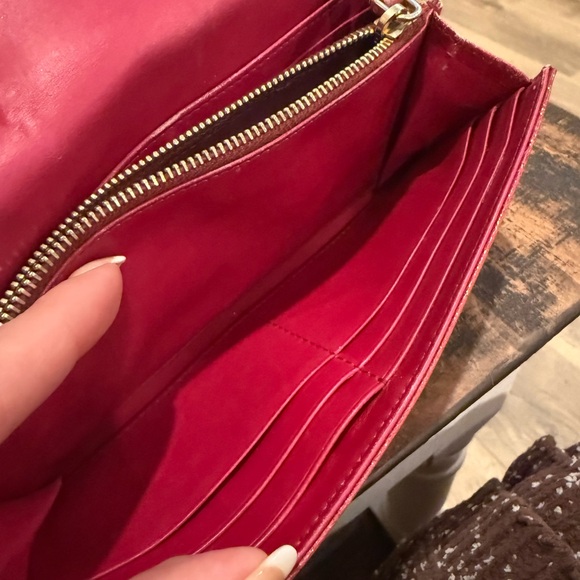 Miu Miu Red Croc-Embossed Clutch with Gold Chain W/COA - Picture 12 of 16